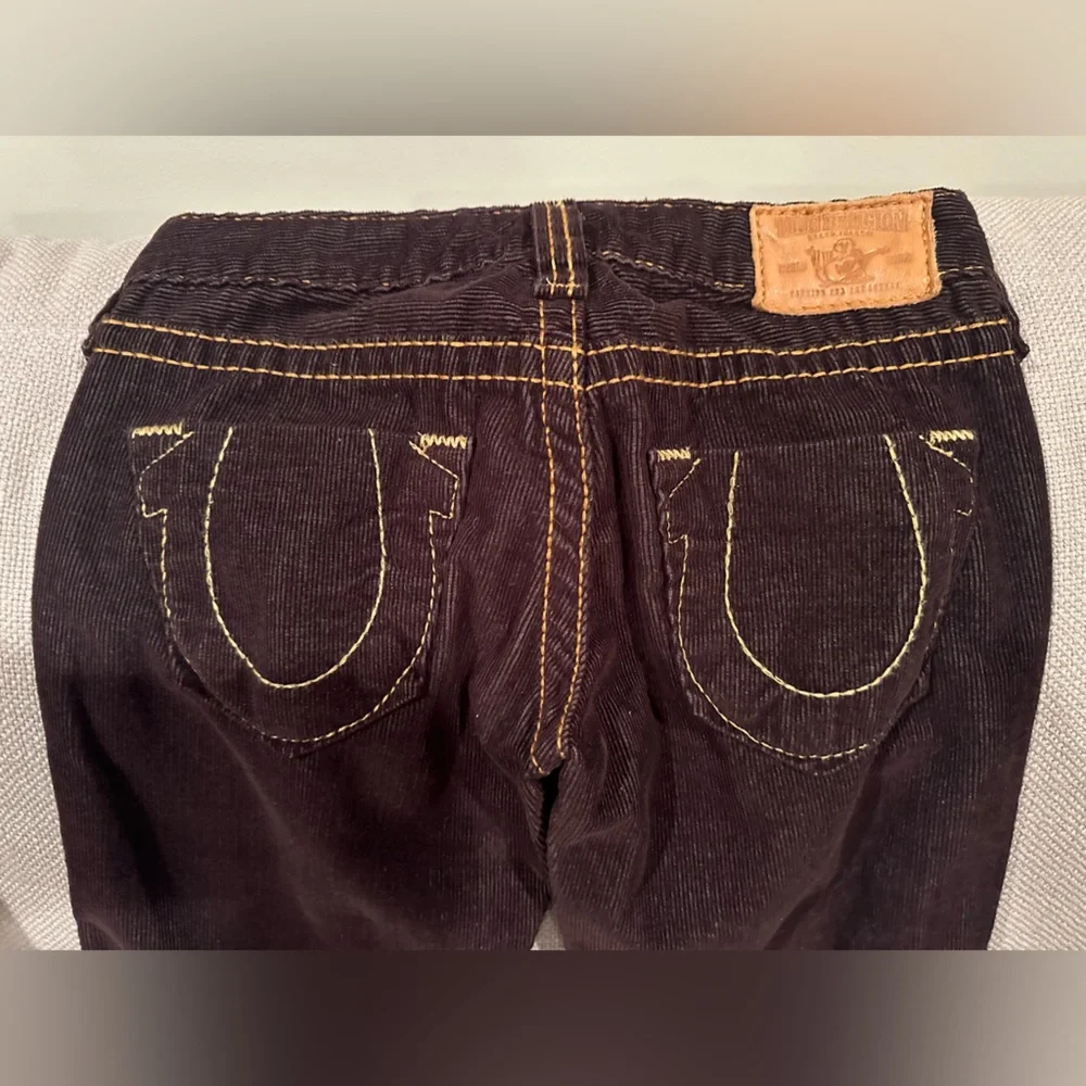 True Religion - Picture 4 of 8